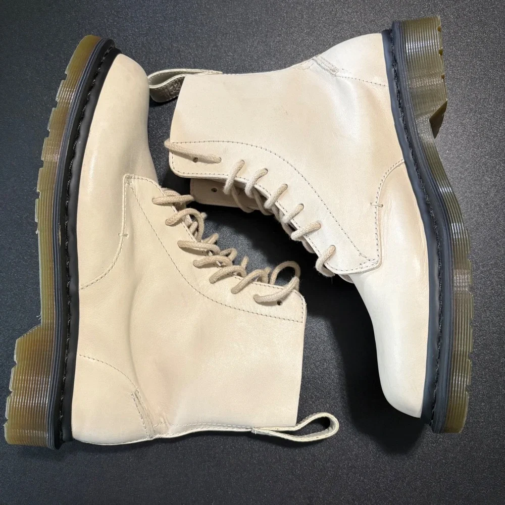 Dr. Martens Pascal Decon 8-eye combat boots Bone black sole leather size 9 men